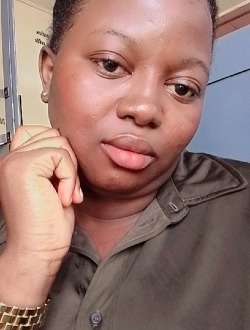 Marianne's profile, a single 30-year-old a woman in Yaoundé