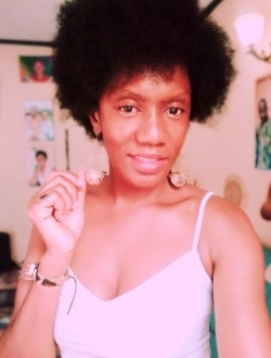 Chancelière's profile, a single 33-year-old a woman in Yaoundé