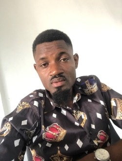 Aimé's profile, a single 33-year-old a man in Douala