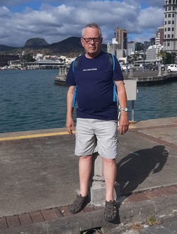 François's profile, a single 76-year-old a man in Le Mans