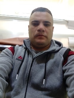 Arezki's profile, a single 41-year-old a man in Alger