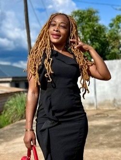 Brigitte's profile, a single 42-year-old a woman in Abang I