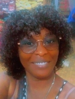 Leïla's profile, a single 31-year-old a woman in Libreville