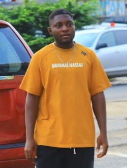 Wilfried's profile, a single 28-year-old a man in Douala