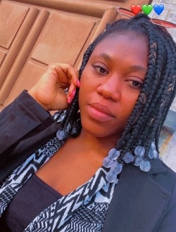 Yvette's profile, a single 33-year-old a woman in Lomé