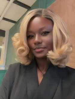 Christelle's profile, a single 27-year-old a woman in Abadjin-Kouté