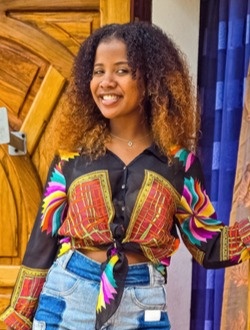 Angelina's profile, a single 23-year-old a woman in Antalaha