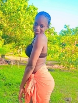 Rhiana's profile, a single 31-year-old a man in Abadjin-Kouté