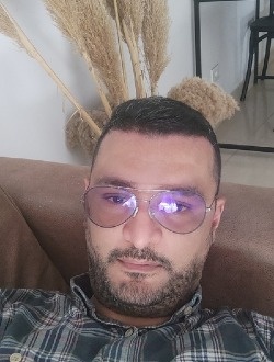 Daz's profile, a single 41-year-old a man in Tunis