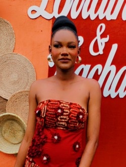 Sarah's profile, a single 30-year-old a woman in Abidjan