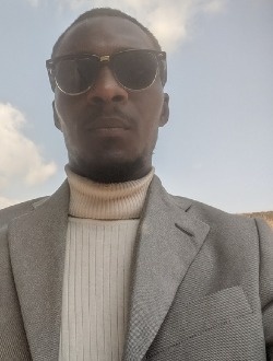 Rach's profile, a single 36-year-old a man in Lomé