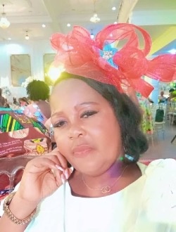 Emilie's profile, a single 52-year-old a woman in Douala