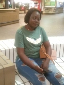 Bella's profile, a single 37-year-old a woman in Libreville