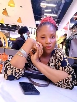 Pauline's profile, a single 40-year-old a woman in Douala