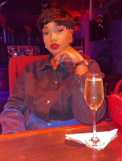 Miracle's profile, a single 32-year-old a woman in Abi