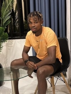 Siméon's profile, a single 36-year-old a man in Kribi