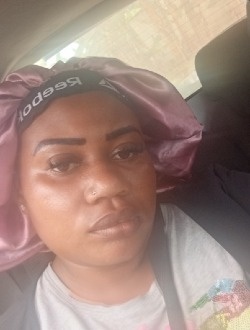 Satelle's profile, a single 30-year-old a woman in Abang