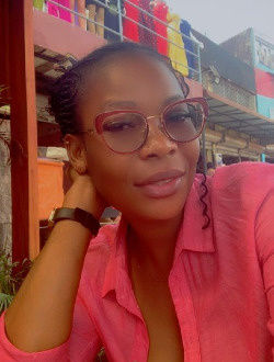 Medina's profile, a single 30-year-old a woman in Yaoundé