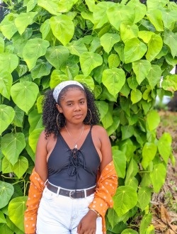 Jessica's profile, a single 27-year-old a woman in Sambava