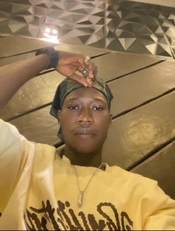 Fanick's profile, a single 24-year-old a man in Le Plateau