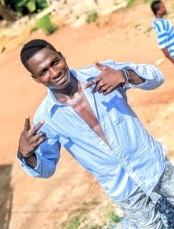 Tchaou's profile, a single 25-year-old a man in Adéti-Kopé