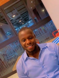 Moussa's profile, a single 32-year-old a man in Dakar