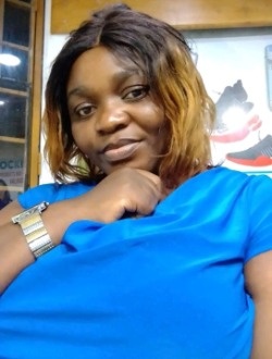 Stéphanie's profile, a single 36-year-old a woman in Abang