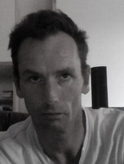 James's profile, a single 50-year-old a man in Saint-Malo