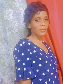 Clara's profile, a single 45-year-old a woman in Port-Gentil