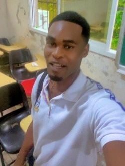 Ulrich's profile, a single 26-year-old a man in Douala