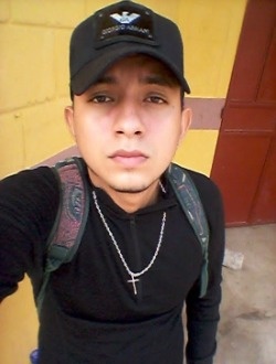 Edwin's profile, a single 28-year-old a man in Ciudad de Guatemala