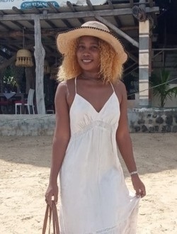Eliany's profile, a single 28-year-old a woman in Nosy-Be