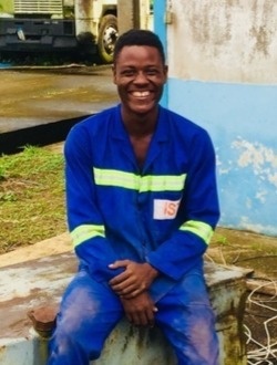 David's profile, a single 30-year-old a man in Douala