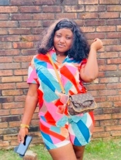 Orchelle's profile, a single 21-year-old a woman in Douala