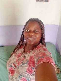 Malaïka's profile, a single 43-year-old a woman in Douala