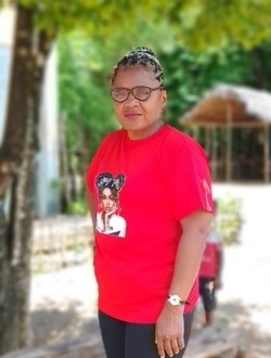 Olga's profile, a single 60-year-old a woman in Toamasina