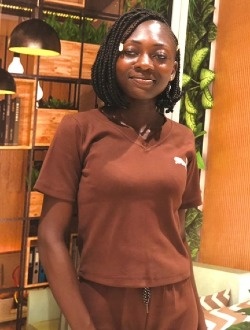 Régine's profile, a single 22-year-old a woman in Douala
