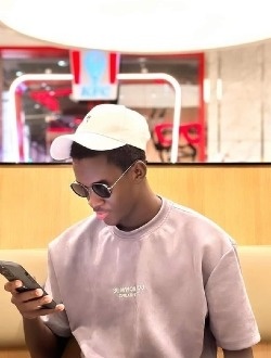 profile picture 0