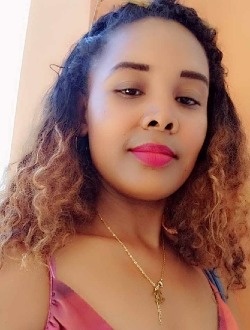 Hélène's profile, a single 33-year-old a woman in Toamasina