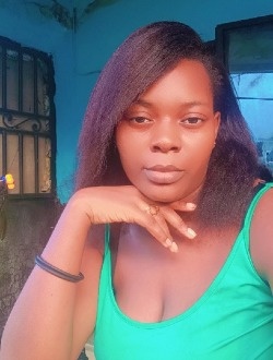 Stella's profile, a single 25-year-old a woman in Douala