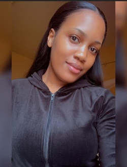 Isabelle's profile, a single 27-year-old a woman in Yaoundé