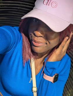 Arielle's profile, a single 25-year-old a woman in Yaoundé