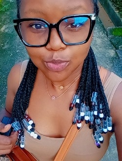 Jovelie's profile, a single 27-year-old a woman in Douala