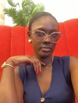 Marina's profile, a single 28-year-old a woman in Libreville