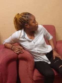 Claire's profile, a single 32-year-old a woman in Yaoundé