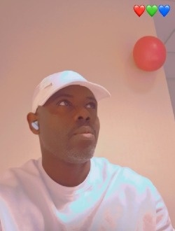 Yvon Geraldin's profile, a single 39-year-old a man in Coignières