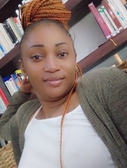 Cecile's profile, a single 37-year-old a woman in Douala