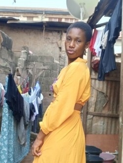 Thérèse's profile, a single 31-year-old a woman in Yaoundé