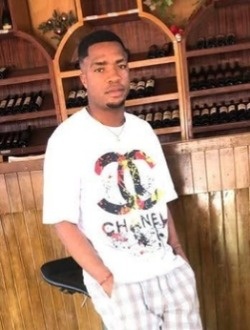 Richard's profile, a single 29-year-old a man in Abidjan