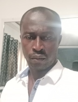 Malik's profile, a single 35-year-old a man in Aban